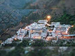 Majestic Kashmir with Vaishno Devi Darshan